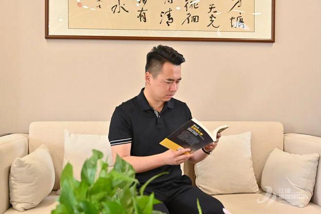 烹百味 匠心熬就“味滋香”麻将胡了2试玩网站一勺底料(图6)